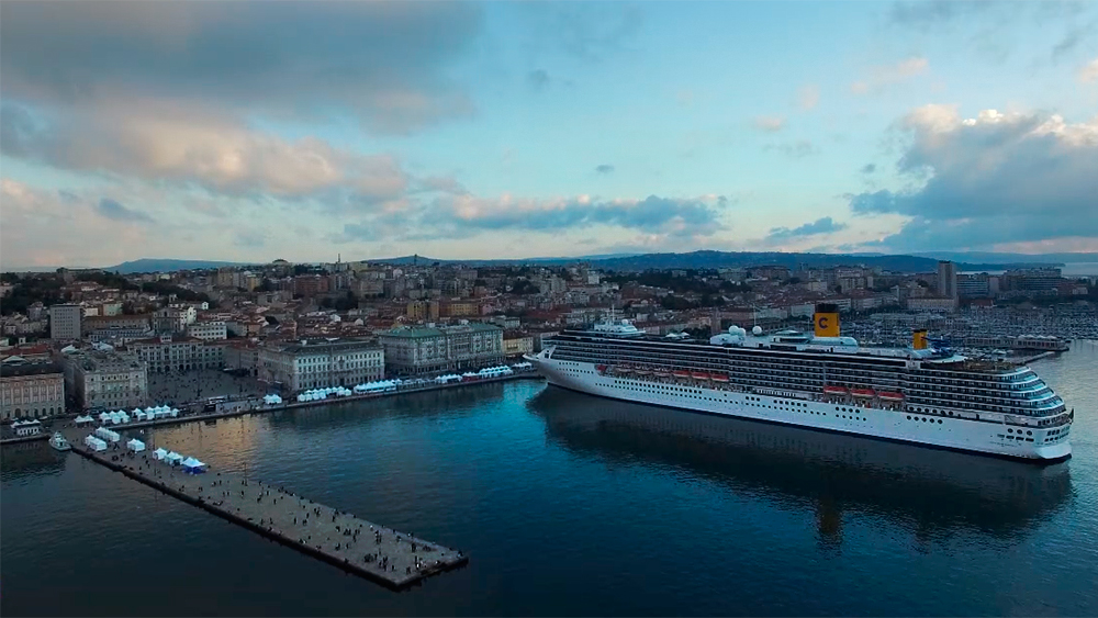 Trieste-nave